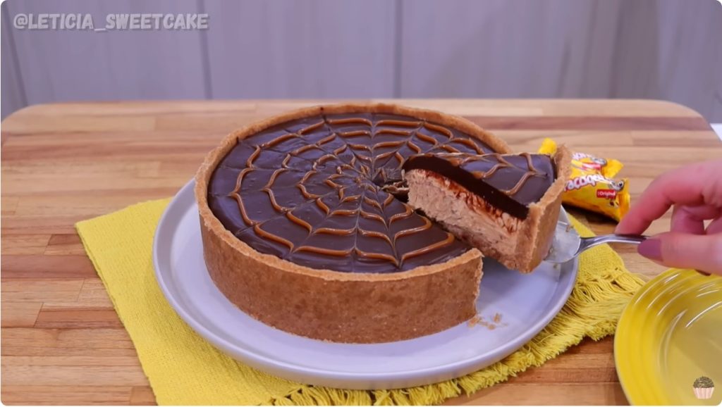 Torta Gelada que Não Vai ao Fogo: Rápida, Fácil e Deliciosa! | Torta de Paçoca e Chocolate 2 Torta de Paçoca e Chocolate